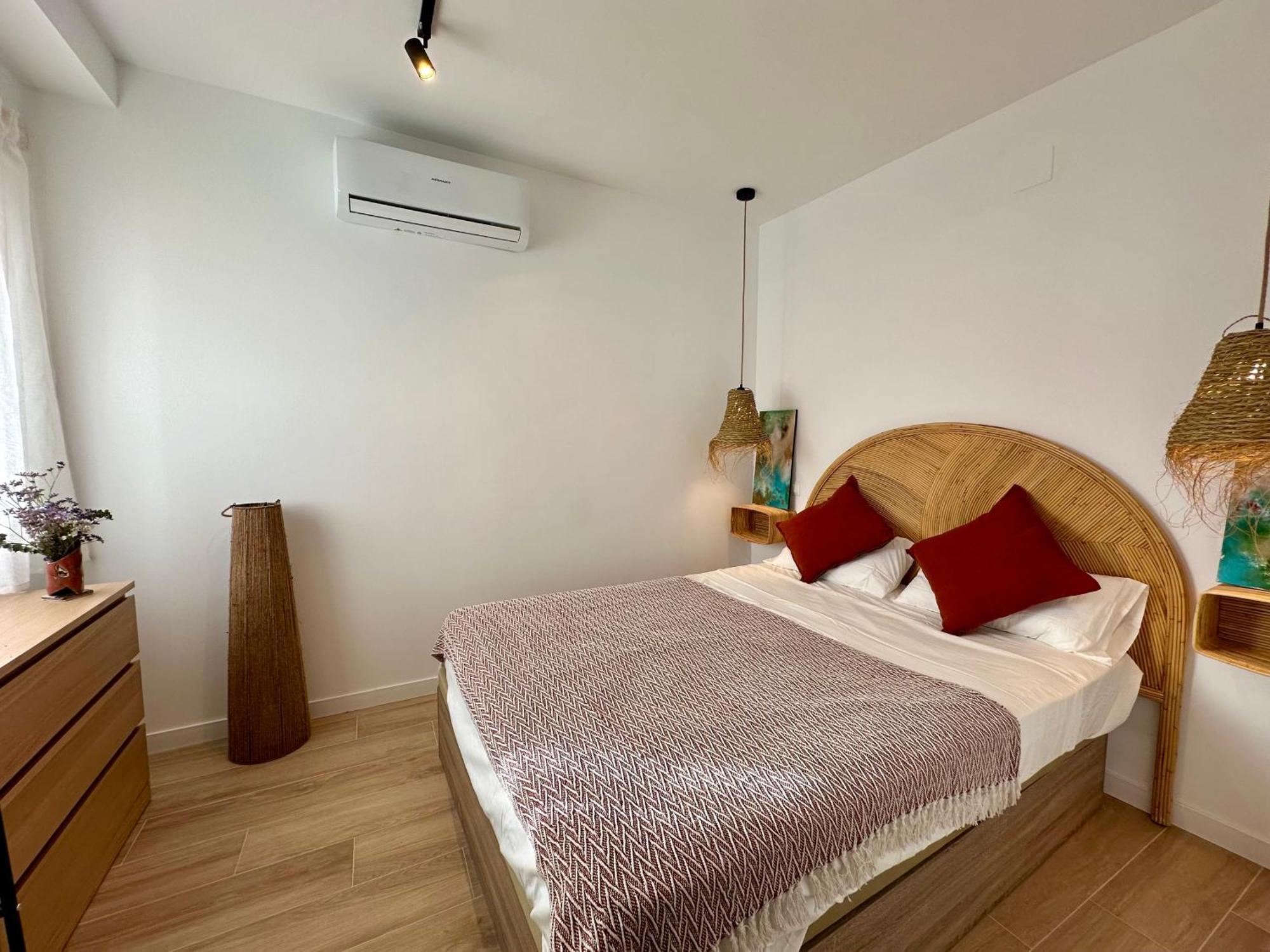 Apartamento Atico Con Solarium Y Bbq Cerca Del Centro 6 Pax